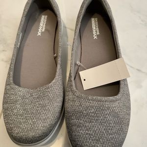 Skechers grey size 11